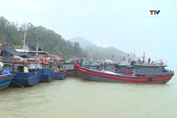 Công điện khẩn của Chủ tịch UBND tỉnh tập trung triển khai công tác ứng phó bão số 9 (siêu bão RAGAS