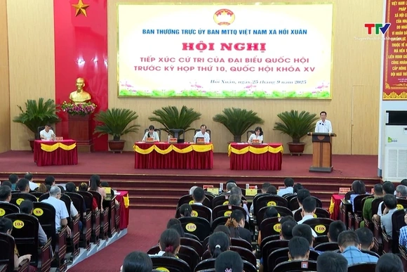 Đoàn đại biểu Quốc hội tỉnh Thanh Hoá tiếp xúc cử tri xã Giao An và xã Hồi Xuân