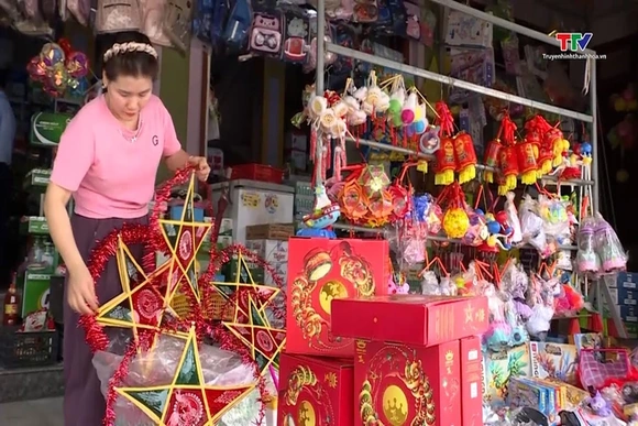 Đa dạng thị trường đồ trang trí, đồ chơi tết trung thu