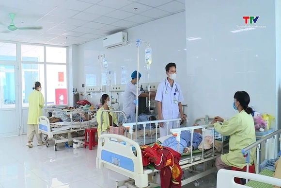Đảm bảo cấp cứu, điều trị cho Nhân dân vùng bị ảnh hưởng mưa lũ