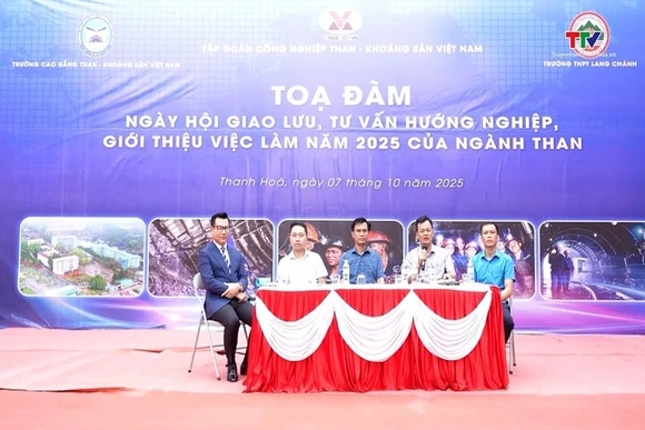 Tư vấn hướng nghiệp, giới thiệu việc làm trong ngành Than