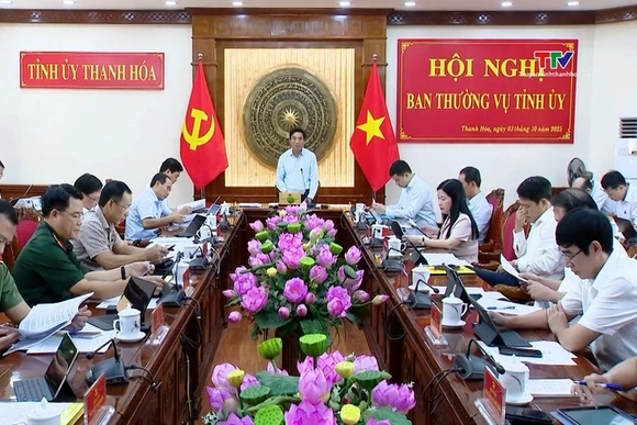 Báo cáo chính trị trình Đại hội Đảng bộ tỉnh lần thứ XX - kết tinh trí tuệ của toàn Đảng bộ và các t