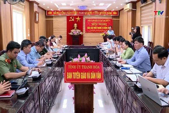 Hội nghị báo cáo viên tháng 10/2025