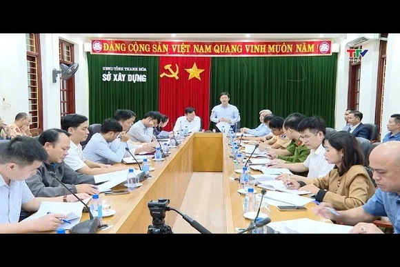 Cục Đường sắt làm việc với Ban An toàn giao thông tỉnh về công tác bảo đảm trật tự an toàn giao thôn
