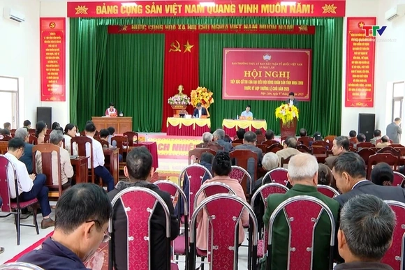 Đại biểu Hội đồng nhân dân tỉnh tiếp xúc cử tri xã Mậu Lâm