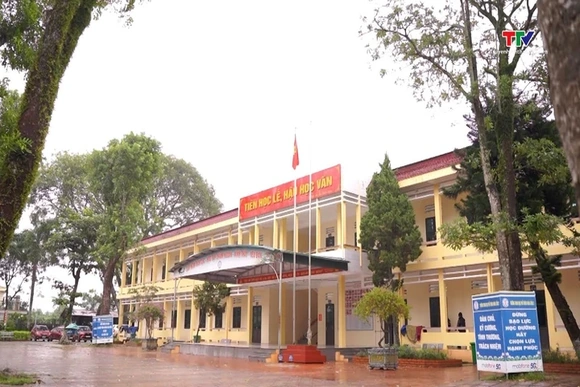 Trao yêu thương, xóa bạo lực học đường