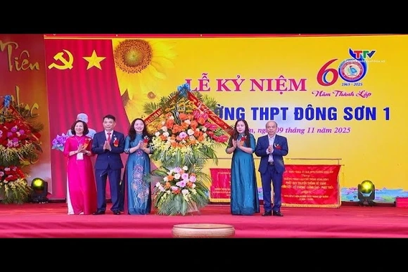 Trường THPT Đông Sơn 1 kỷ niệm 60 năm thành lập