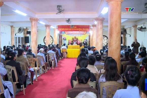 Tuyên truyền pháp luật về tín ngưỡng tôn giáo