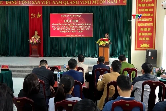 Đảng ủy xã Bát Mọt tổ chức Hội thi tìm hiểu Nghị quyết của Đảng