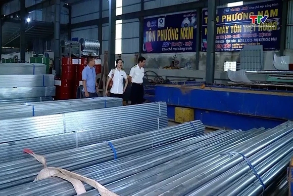 Đề xuất nâng ngưỡng tính thuế với hộ kinh doanh lên 500 triệu đồng/năm