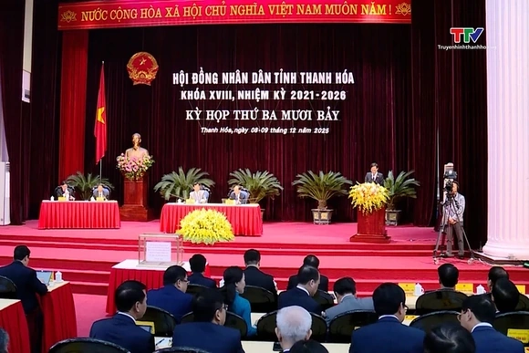 HĐND tỉnh Thanh Hóa thảo luận toàn thể tại hội trường
