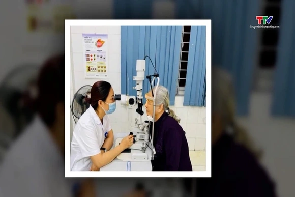 Cảnh báo rủi ro khi tự ý mua thuốc trị đau mắt đỏ