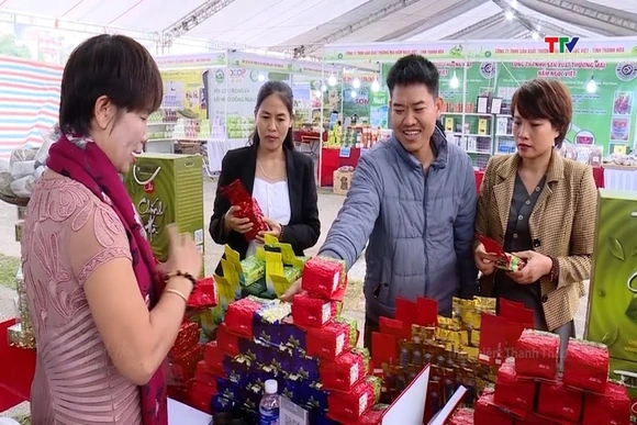 Kết nối cung cầu thúc đẩy tiêu thụ nông sản, thực phẩm an toàn