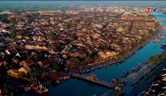 Việt Nam đón khách du lịch quốc tế thứ 20 triệu