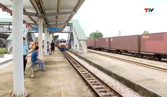 Ngành đường sắt công bố số điện thoại đường dây nóng dịp cao điểm lễ, Tết