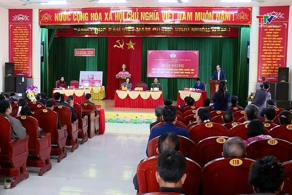 Bộ trưởng Bộ Dân tộc và Tôn giáo Đào Ngọc Dung tiếp xúc cử tri xã Quảng Chính