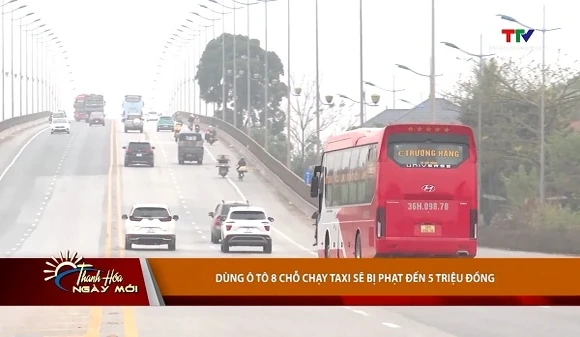 Dùng ô tô 8 chỗ chạy taxi sẽ bị phạt đến 5 triệu đồng