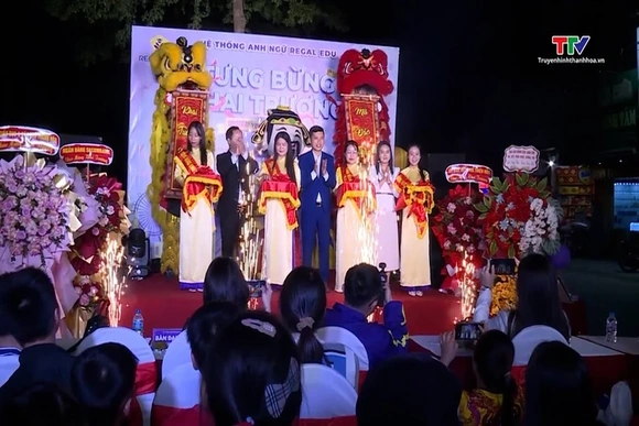 Hệ thống Anh ngữ Regal Edu khai trương chi nhánh
Thiệu Hoá