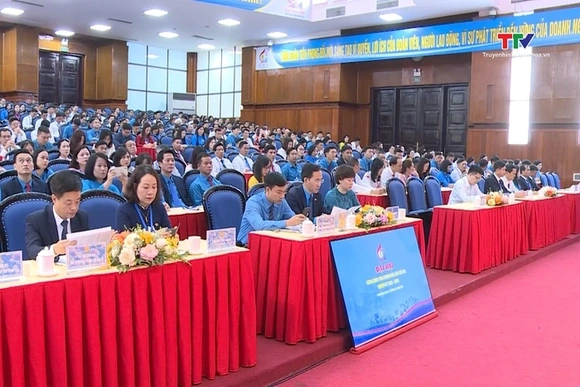 Phiên thứ nhất Đại hội Công đoàn tỉnh Thanh Hoá
lần thứ XXI, nhiệm kỳ 2025 - 2030
