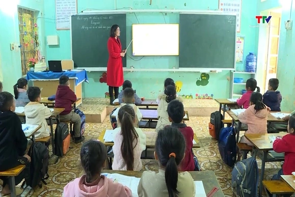 Mong mỏi chờ đầu tư cơ sở vật chất trường học