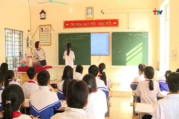Hợp đồng 111: Vì sao vẫn chưa lấp đầy khoảng trống giáo viên?