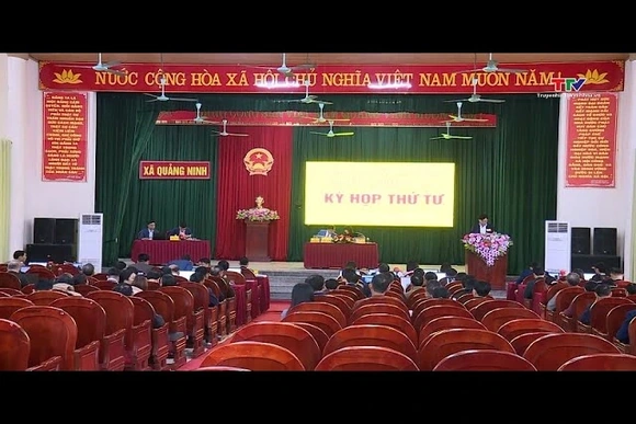 Kỳ họp thường lệ cuối năm 2025, HĐND xã Quảng Ninh khoá XXI