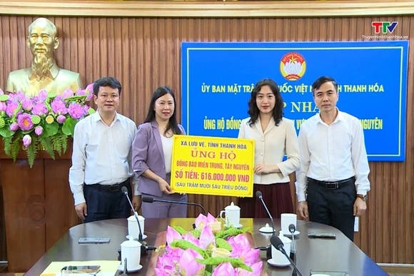 Ủy ban Mặt trận Tổ quốc tỉnh tiếp nhận nguồn ủng hộ hỗ trợ Nhân dân miền Trung, Tây Nguyên khắc phục