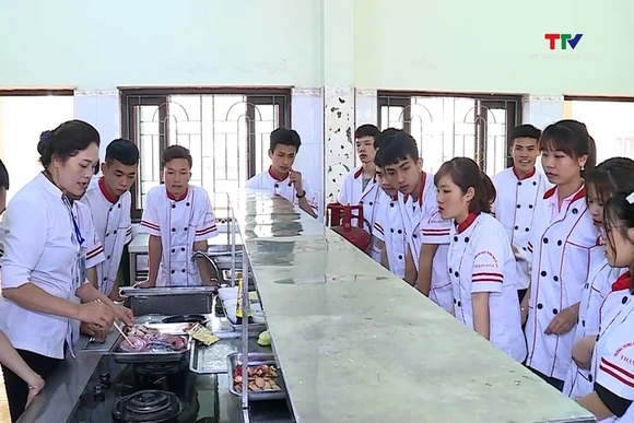 Chú trọng đào tạo nguồn nhân lực du lịch
