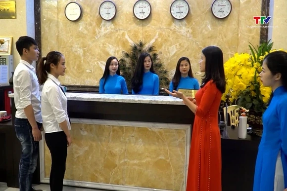 Đào tạo nhân lực - Nền tảng phát triển du lịch Thanh Hóa