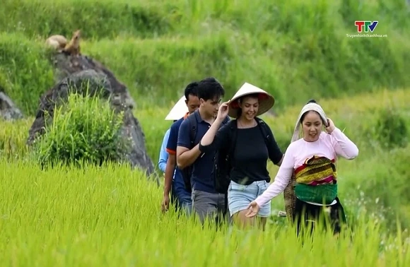 Đại ngàn Pù Luông rộn vang những ngày nghỉ Tết Dương lịch