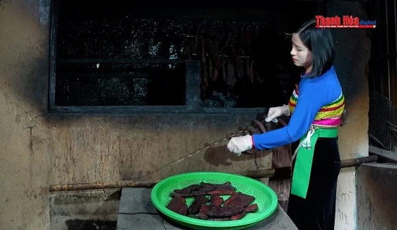 Thịt trâu gác bếp Dì Ốc: Đậm đà khói bếp - trọn vị núi rừng