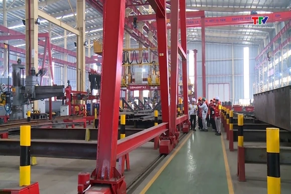 Sản xuất công nghiệp phục hồi tạo nền tảng cho chu kỳ mới