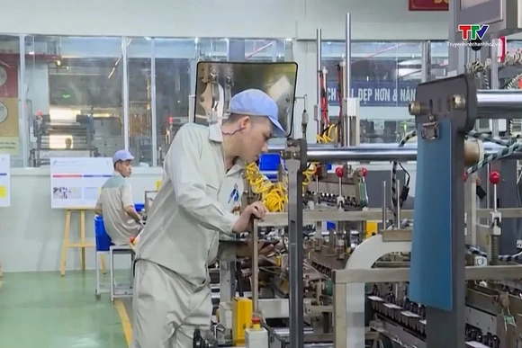 Từ 2026: Hợp đồng điện tử có giá trị pháp lý tương đương hợp đồng bằng văn bản