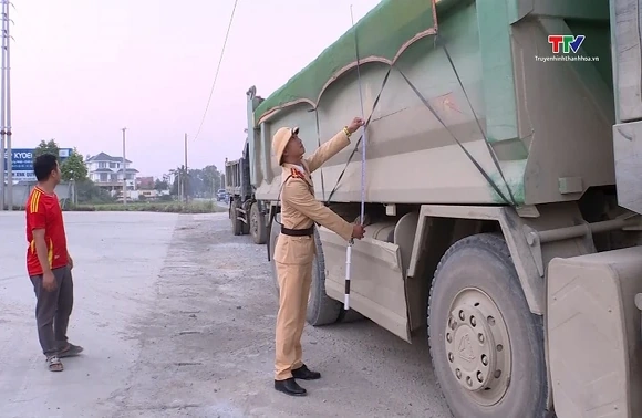 Đảm bảo an toàn giao thông khu vực khai thác khoáng sản