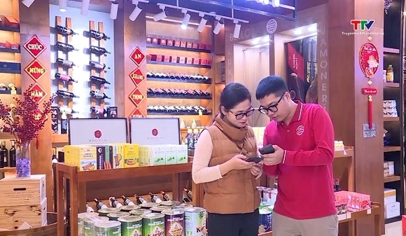 Người Việt chi hơn 1.000 tỷ đồng mỗi ngày để mua hàng online