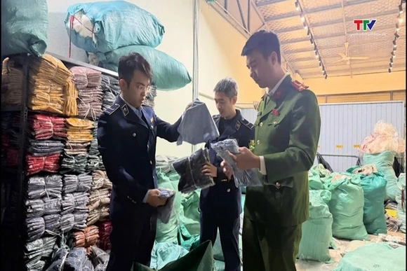Ngăn chặn hơn 3.000 sản phẩm không rõ nguồn gốc