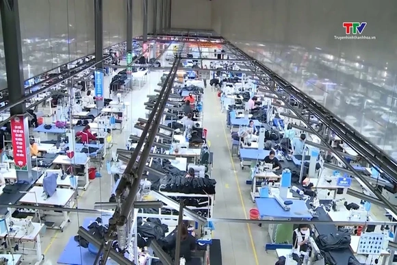 Năm 2026 phấn đấu tăng trưởng GDP từ 10% trở lên