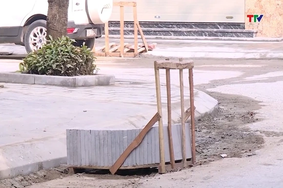 Dự án chỉnh trang đô thị chậm tiến độ, người dân phường Hạc Thành lo lắng trước Tết