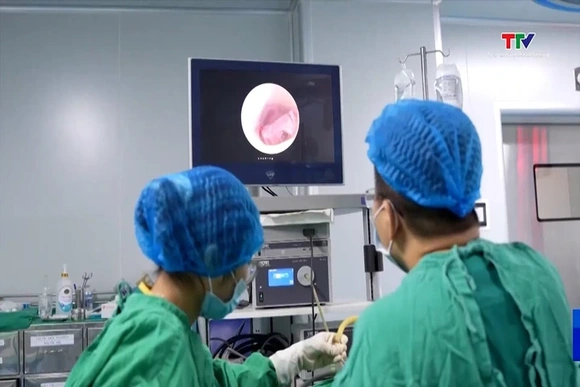 Thanh Hóa triển khai phẫu thuật nội soi tai dưới môi trường nước
