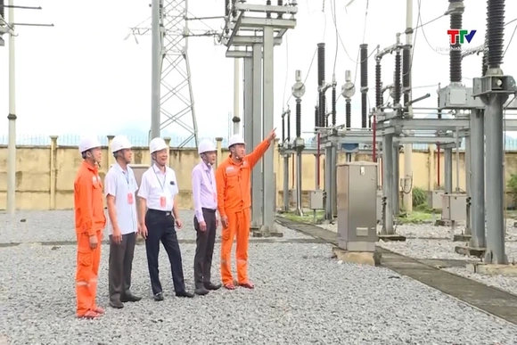 Kinh tế nhà nước tạo không gian cho kinh tế tư nhân