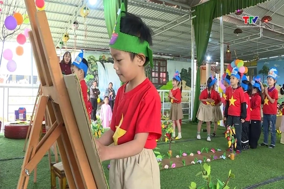 Đa dạng hoạt động trải nghiệm giúp trẻ mầm non phát triển kỹ năng