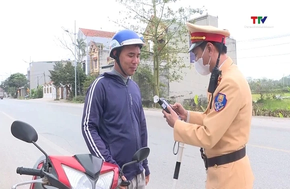 Tăng cường đảm bảo an toàn giao thông dịp Tết