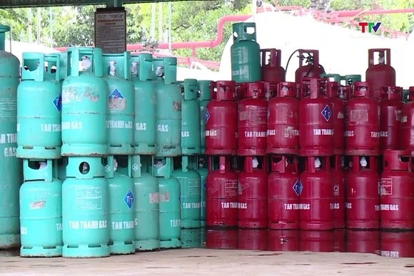 Giá gas bán lẻ tháng 2 tiếp tục tăng