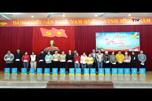 Công đoàn xã Vĩnh Lộc tổ chức chương trình 