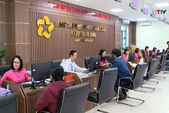 Phường Hàm Rồng ra mắt mô hình “Chính quyền thân thiện, vì Nhân dân phục vụ”