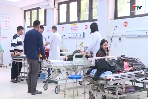 Cảnh báo về tai nạn giao thông và pháo nổ