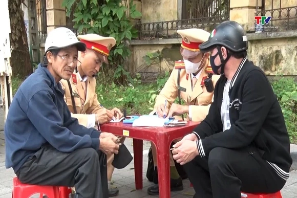 Thanh Hóa: 2 ngày đầu kỳ nghỉ Tết, thông báo “phạt nguội” gần 700 trường hợp vi phạm