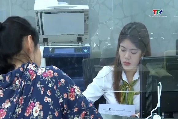 Lãi suất cho vay mua nhà đất tăng vọt
