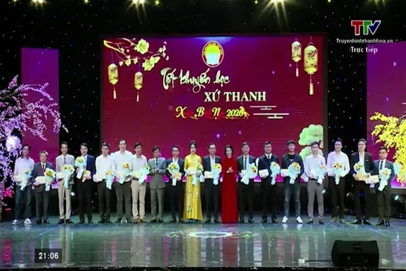 Trao thưởng Quỹ Khuyến học – Khuyến tài xứ Thanh cho 19 cá nhân tiêu biểu
