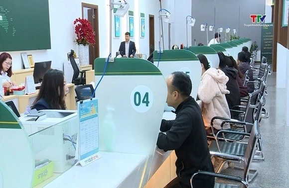 Sôi động giao dịch tài chính đầu năm
